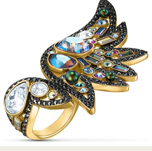 Swarovski Jewelry - NWT! Swarovski Shimmering Wing Ring